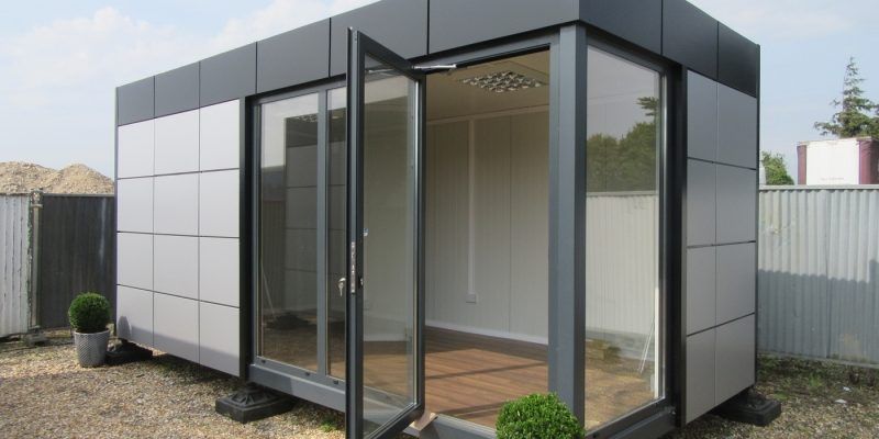 20ft x 10ft MODERN-LOOKING MARKETING SUITE / SHOWROOM / SALES OFFICE / HOSPITALITY UNIT