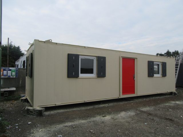 32ft x 10ft ANTI-VANDAL PORTABLE SITE OFFICE – VERY GOOD CONDITION