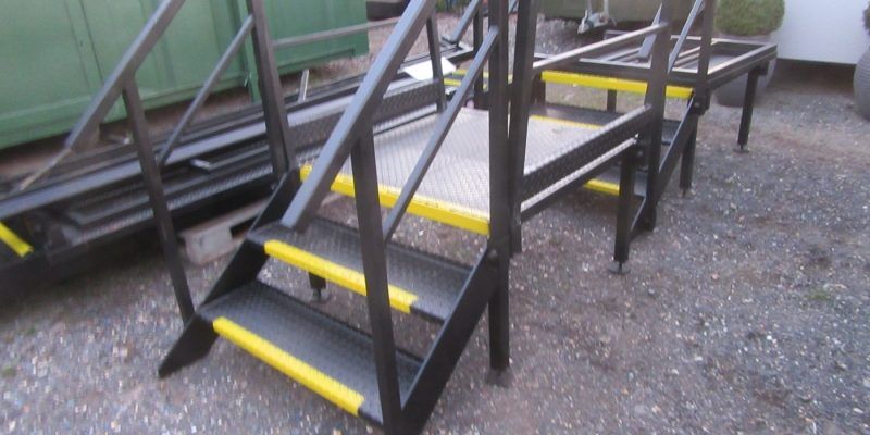 3 TREAD STEEL STAIRCASE FOR CABIN / TOILET ACCESS
